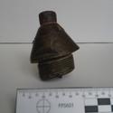 Josep Barberà va trobar aquesta espoleta de granada caiguda al turó el 25 de gener de 1939. Testimoni mut del final de la guerra 1936-39 al nostre terme municipal.